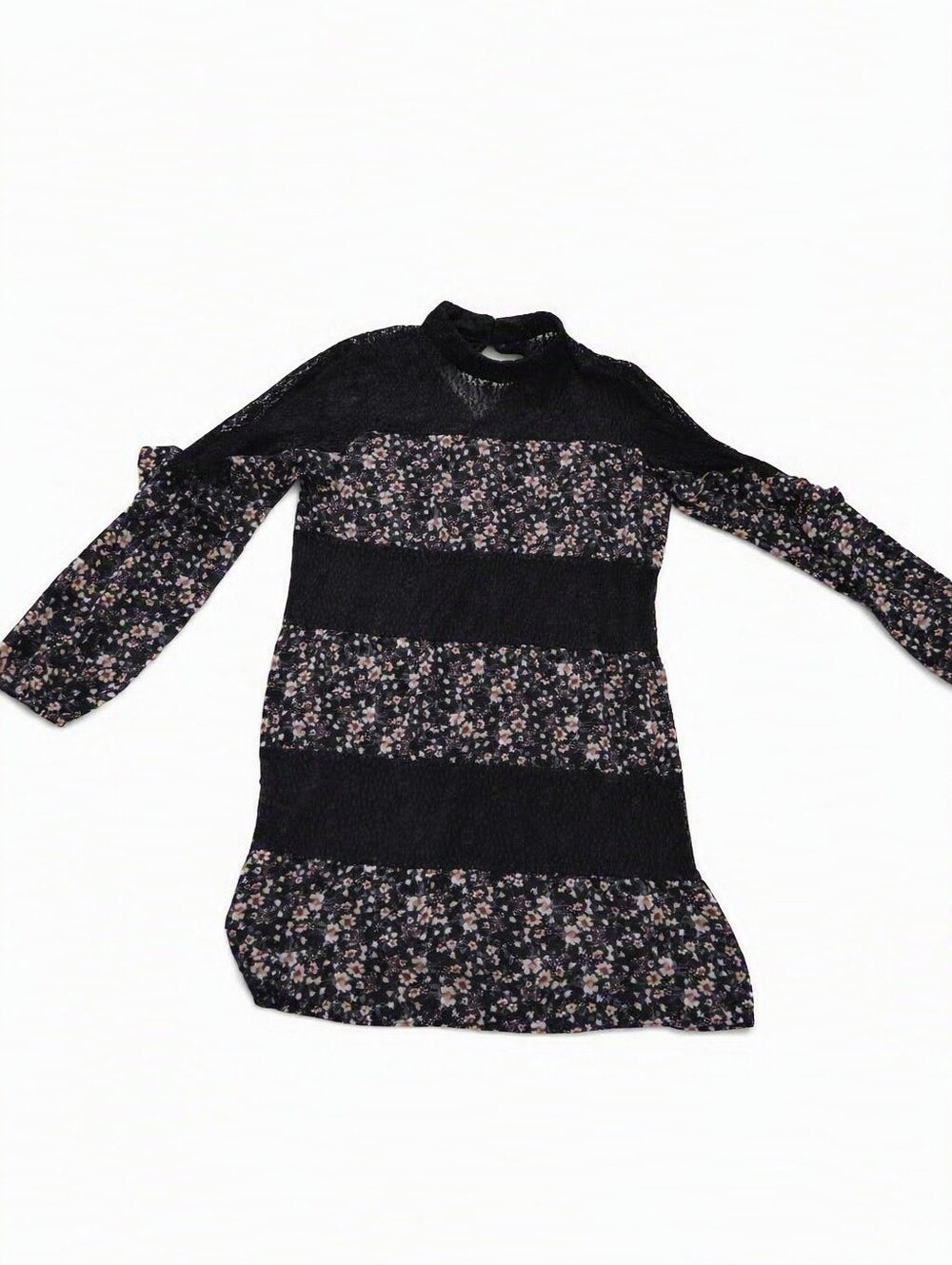 City Triangles black lace and floral long sleeve dress, L. EUC.